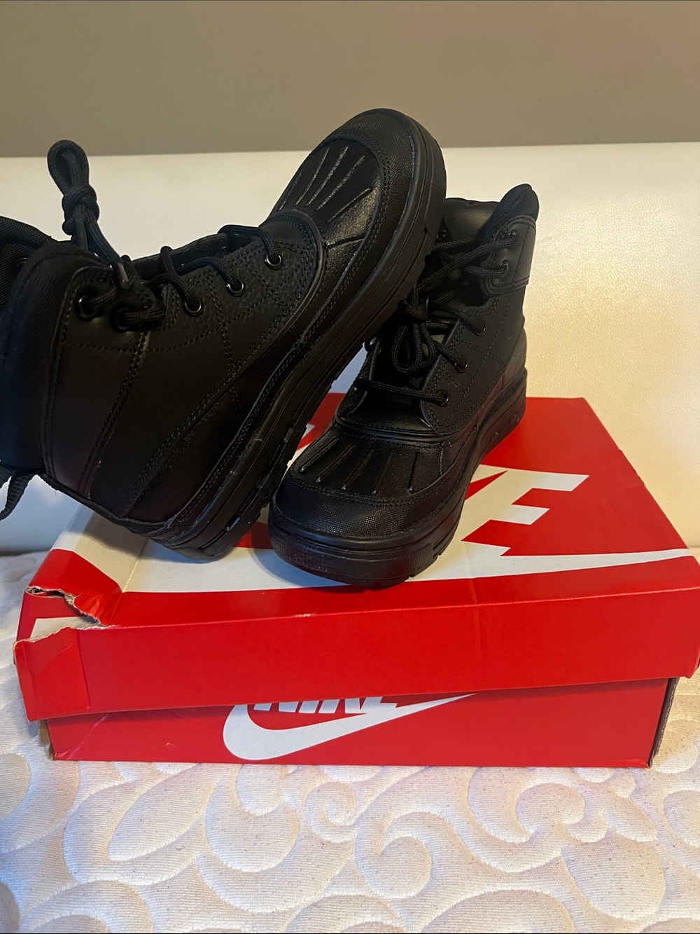 Nike Kids Black High-Top Lace-Up Boots